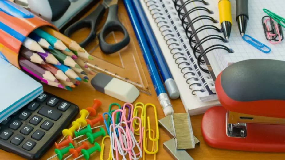 ¡Desde 5 pesos! En este lugar venden los útiles escolares más baratos de la CDMX