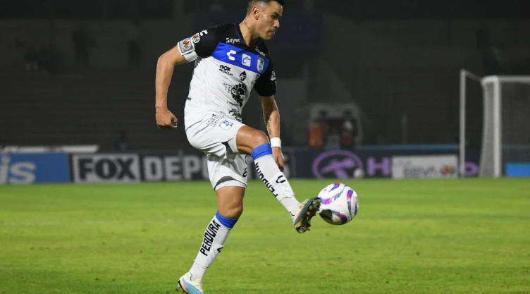Pablo Barrera con Querétaro en el Apertura 2023