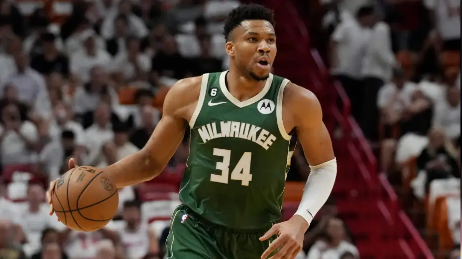 Giannis Antetokounmpo Bucks Milwaukee 2023