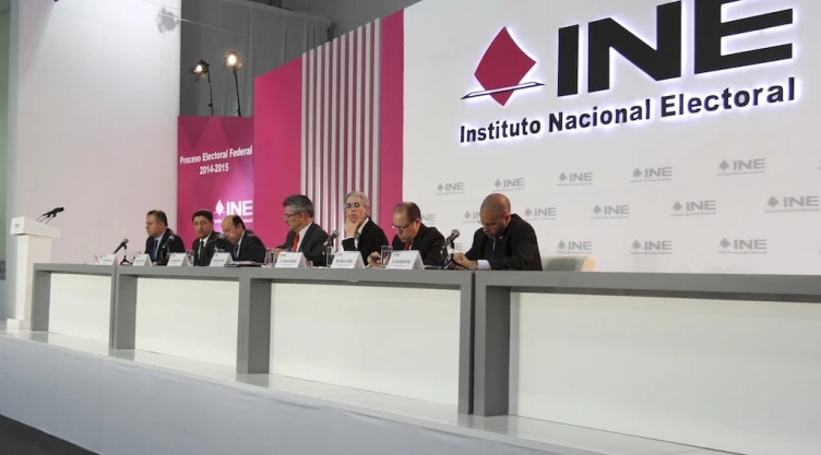 INE 2015