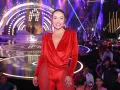 Una parte fundamental del Cuarto Concierto son los críticos y Chiquis vestía un increíble atuendo rojo, que resaltaba toda la pasión y talento de la artista.