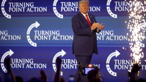 Trump dice que es objetivo de investigación por el asalto al Capitolio