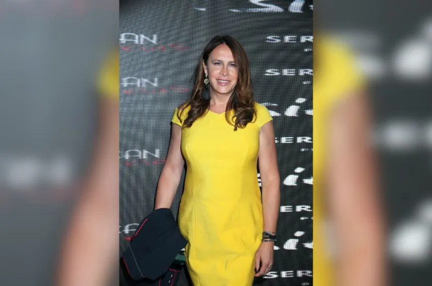 Las postales de la trayectoria de Karla Sofía Gascón