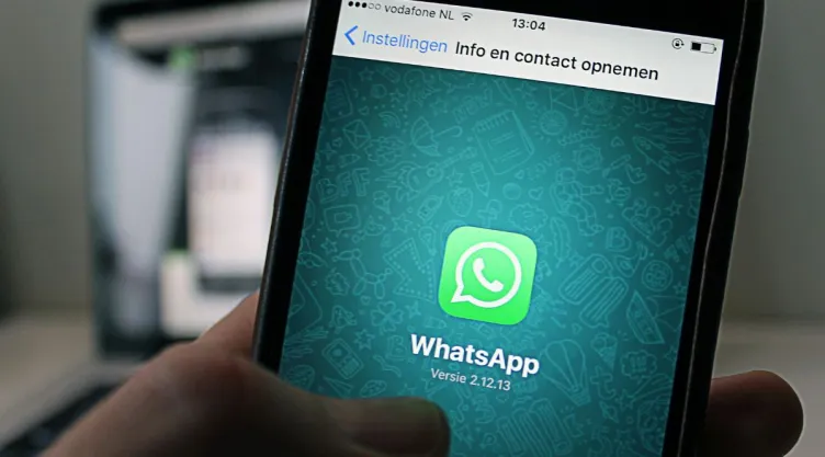 como-mandar-chats-whatsapp-nuevo-celular-sin-perder-mensajes.jpg