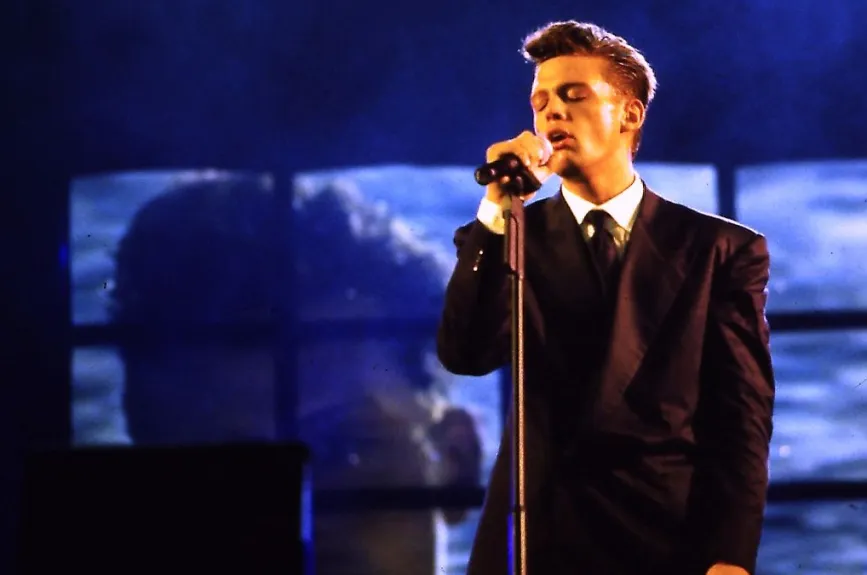 Luis Miguel muy joven.jpg