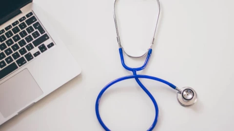 Cómo tramitar en línea tu cita médica del IMSS o ISSSTE