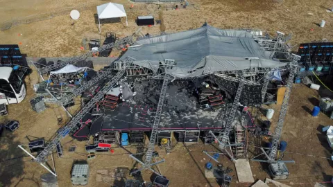 Caída escenario en San Pedro Garza García, Nuevo León.