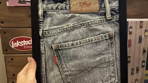 7 ideas para reciclar ropa vieja que ya no uses y transformarla en decoración de pared para tu casa