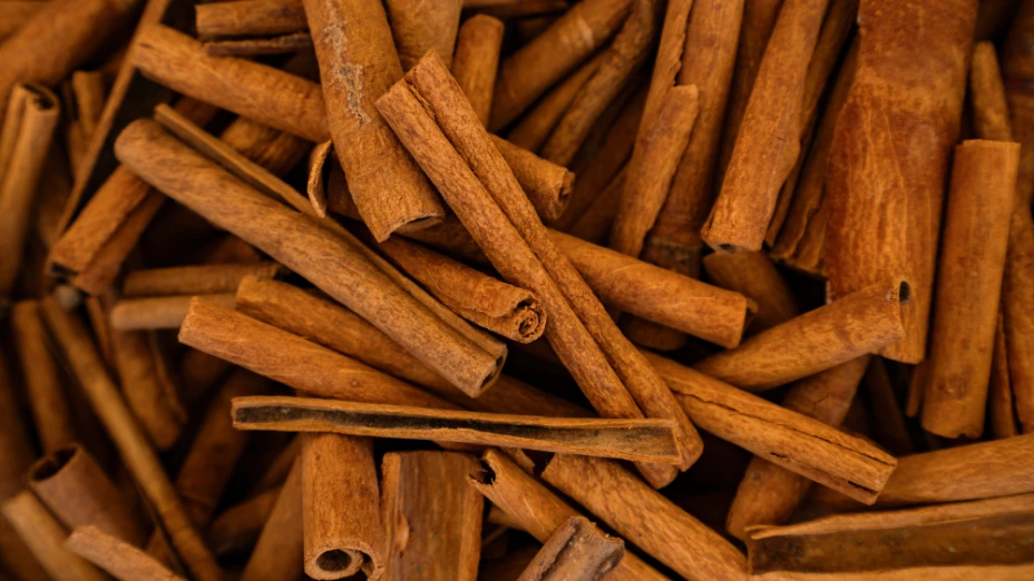 La canela tiene varios beneficios para la salud