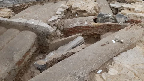 Sarcófago Catedral de Notre Dame 3.jpg