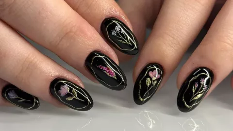 uñas negras para primavera 2026