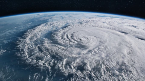 Alerta de tornados en EUA: Una bomba climática activa tormentas severas e inundaciones