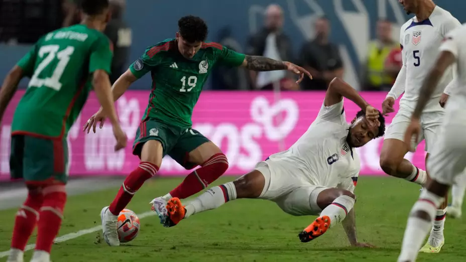 Juego entre EU y México en la semifinal de la Liga de Naciones de CONCACAF.