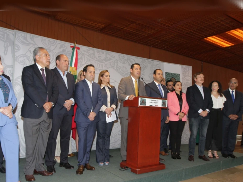 Dirigentes Partidos Políticos