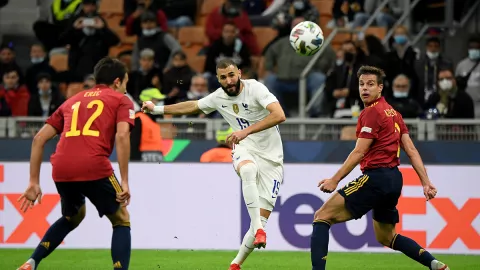 Benzema ante España