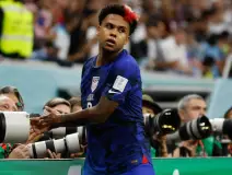 Inglaterra aguantó a Estados Unidos y rescató el empate