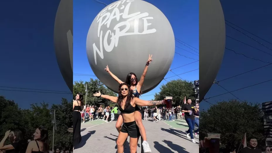 ¿Paulette y Gloria son mas que amigas.jpg