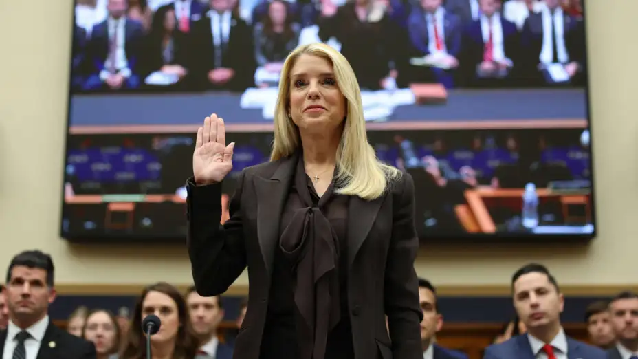 Pam Bondi, secretaria de Justicia de EU.