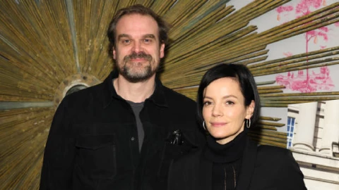 Lily Allen y David Harbour