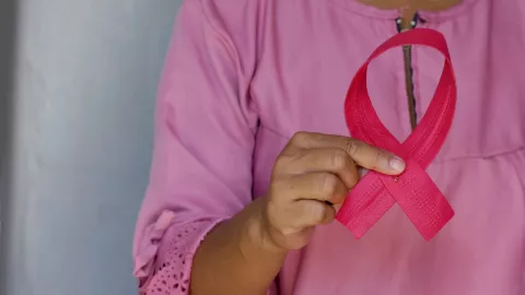significado del moño rosa en el día del cáncer de mama.jpg