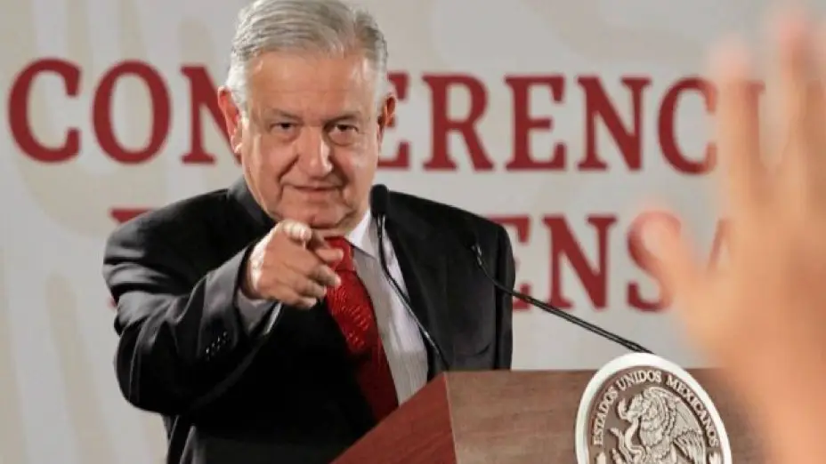 Acepta López Obrador renuncia