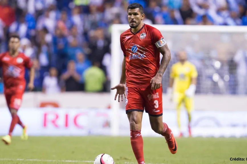 13 Futbolistas mexicanos en la Bundesliga Maza Rodriguez.jpg