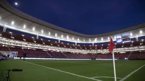 Chivas vs Cruz Azul jornada 13 Clausura 2025 en Estadio Akron se jugará sin público.jpg