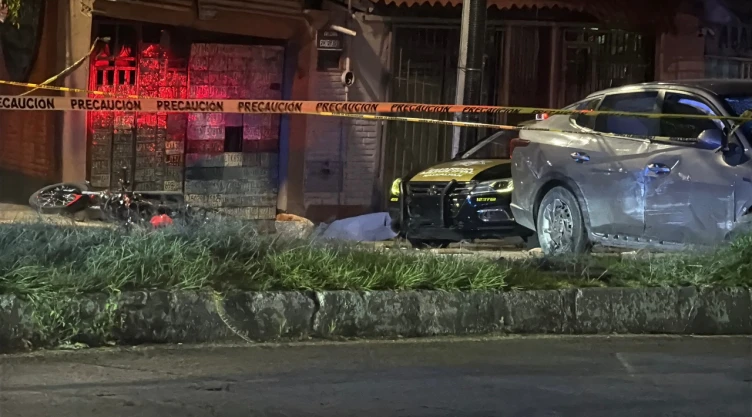 Foto de accidente automovilístico en Naucalpan el 15 de agosto de 2026.