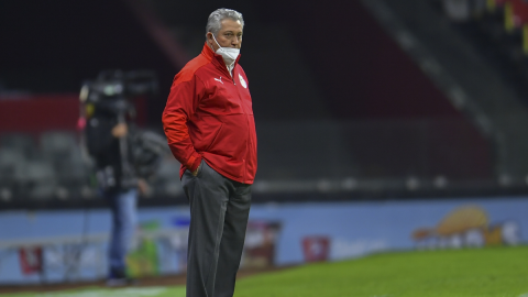 Víctor Manuel Vucetich, técnico de Chivas