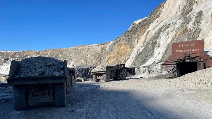 mina-oro-rusia-trabajadores-atrapados