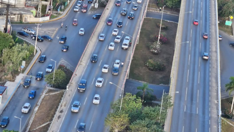 Fuerte accidente en el periférico de Mérida provoca tráfico hoy 18 de febrero de 2025