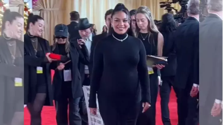 Vanessa Hudgens está embarazada, luce su barriga en la alfombra roja de los Oscar 2024.jpg