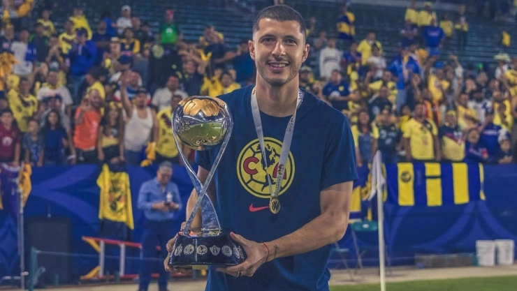 Guido Rodríguez en el Club América
