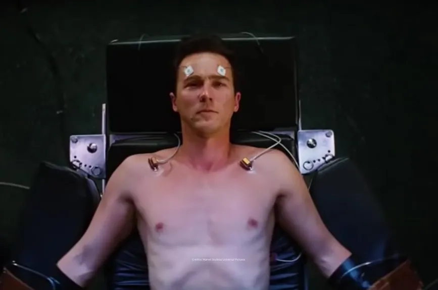 Edward Norton Hulk TV Azteca_19.jpg