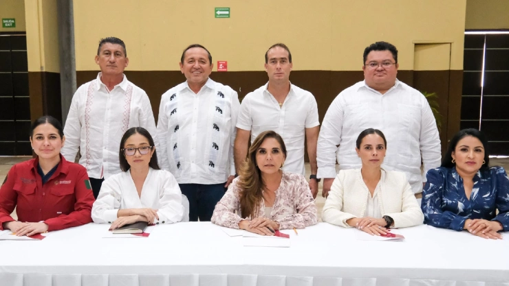 Establece el Gobierno de Quintana Roo junta de trabajo con presidentes municipales