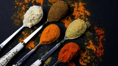 3 especias que mejoran la función cognitiva, ¡son oro para el cerebro!