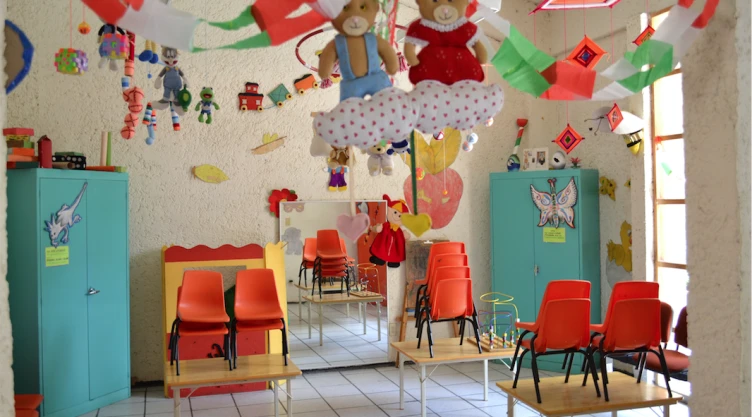 El programa de estancias infantiles debe continuar, asegura Marko Cortés