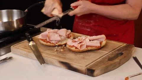 MasterChef pizza sin horno Chef Zahie receta.jpg