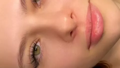 Las pestañas Squirrel Style levantarán y darán forma a los ojos caídos