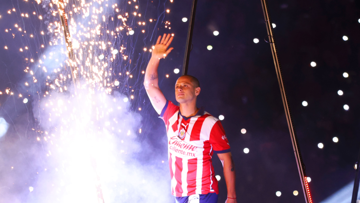 ¡Ya habría fecha! Chicharito Hernández podría debutar antes con Chivas 