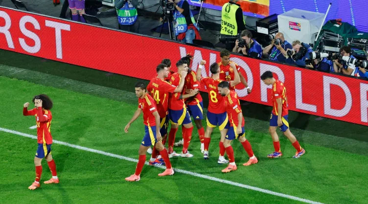 España le da la vuelta al partido ante Georgia