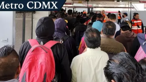 Retrasos y aglomeraciones en el Metro CDMX hoy 4 de octubre de 2023