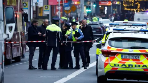 Apuñalan a varios niños en el centro de Dublín