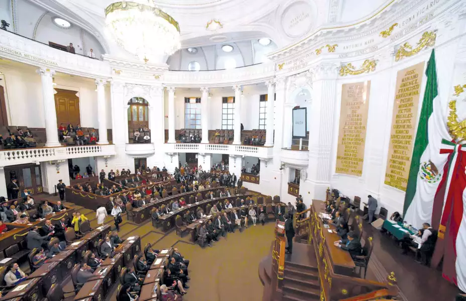 ESCALERA-Congreso---Congreso-de-la-Ciudad-de-Mxico-(1).jpg