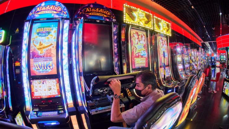 Nuevo León amplía horarios en restaurantes y casinos; permite maratones