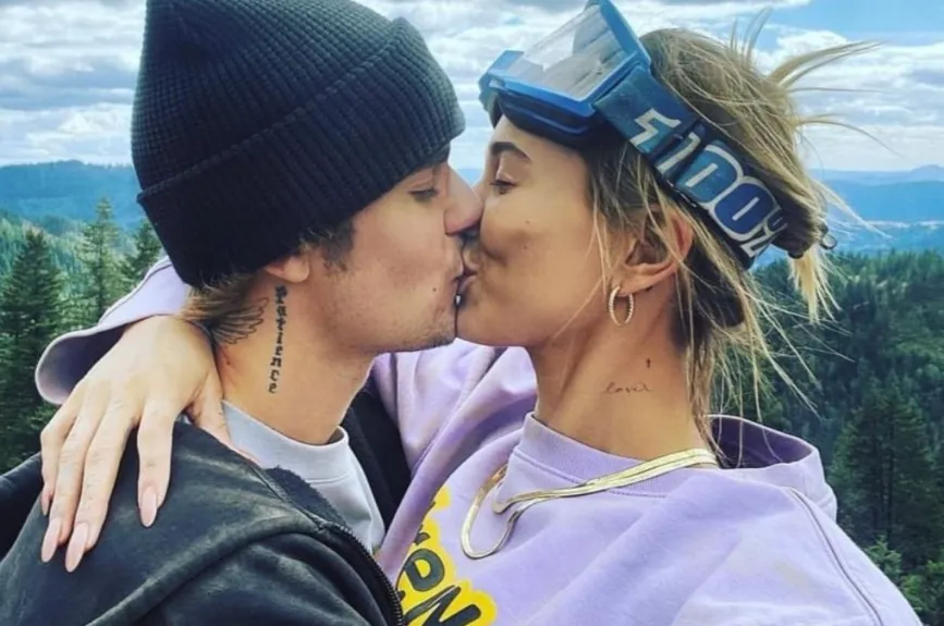Justin y Hailey beso (15).jpg