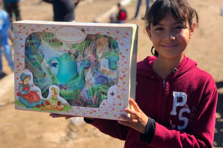 Entrega de juguetes en Huatabampo, Sonora