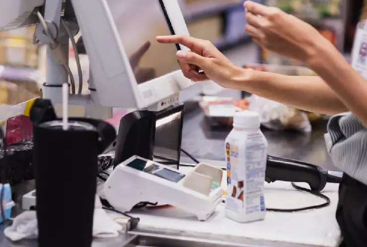 Senado aprueba la Ley Silla, el derecho al descanso durante la jornada laboral; esto debes saber.jpg