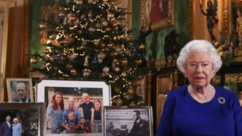 navidad reina isabel atuendos