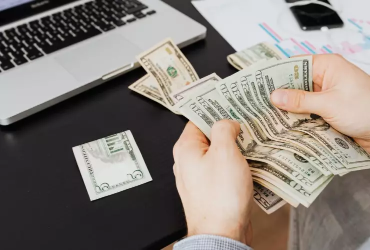 ¿Interesados? Estos son los signos del zodiaco que más aman el dinero